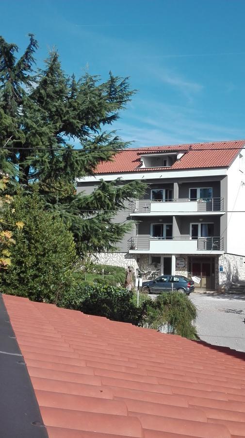 Apartment Cvjetna Rijeka Exterior foto